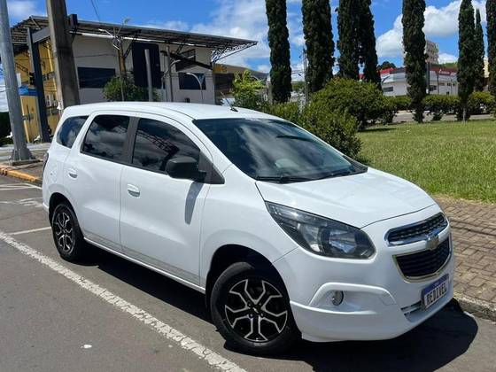 CHEVROLET SPIN 1.8 LT 8V FLEX 4P MANUAL